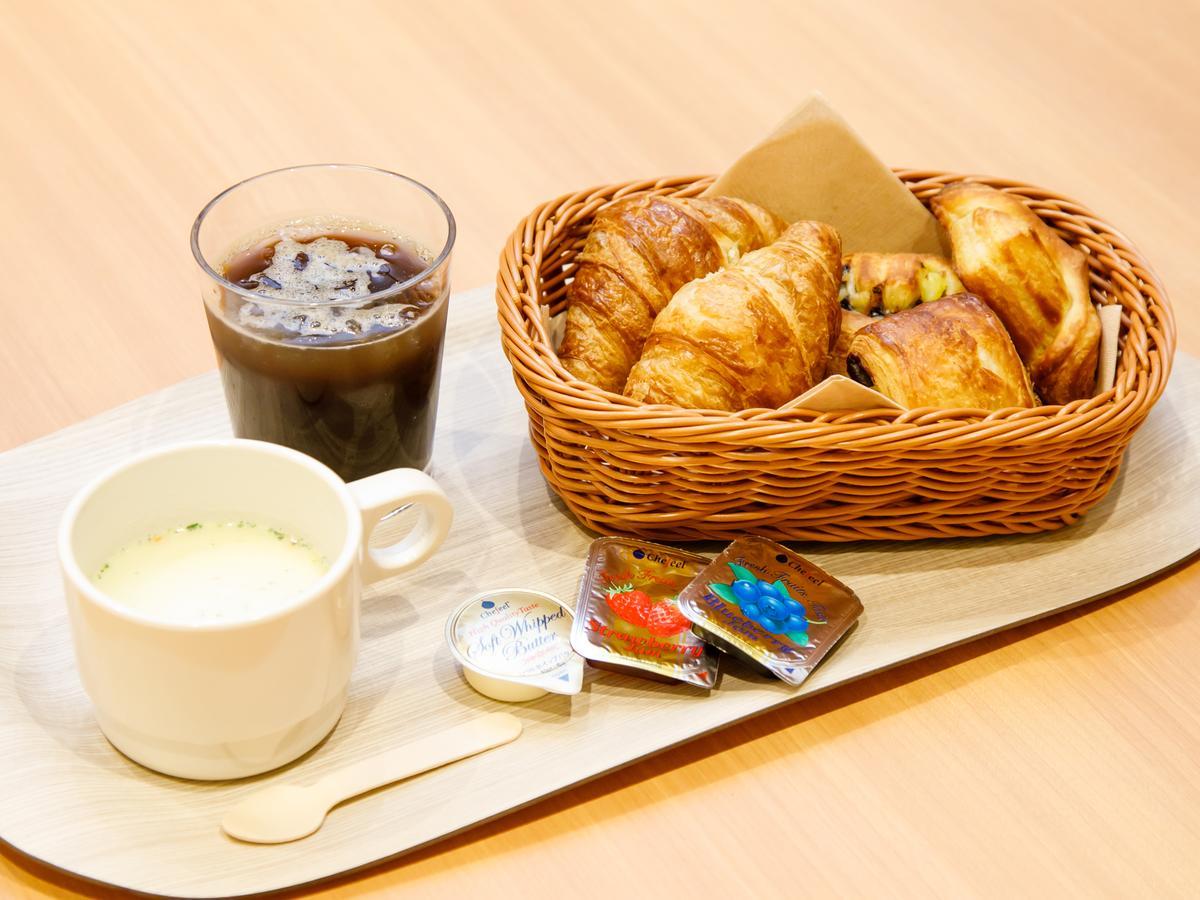 First Cabin Tkp Nagoya Station Hotel Bagian luar foto