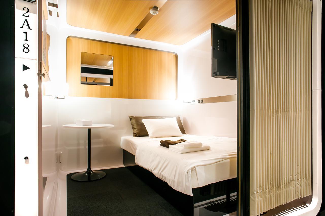 First Cabin Tkp Nagoya Station Hotel Bagian luar foto