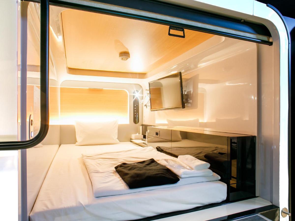 First Cabin Tkp Nagoya Station Hotel Bagian luar foto